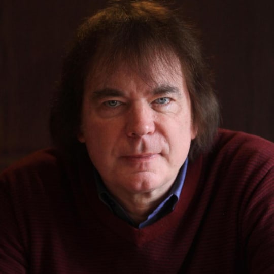 Julian Lloyd Webber OBE